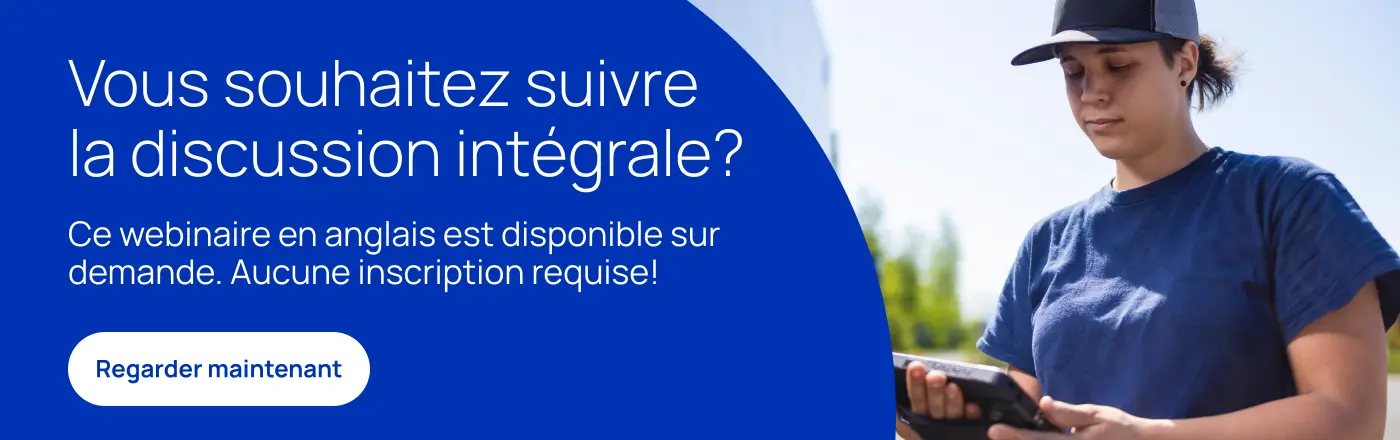 Conductrice de camion tenant une tablette avec un texte promouvant un webinaire en anglais.